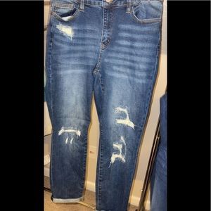 Judy Blue Boyfriend Fit Jeans